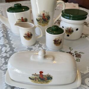 Rooster Design Ceramic Dining Set